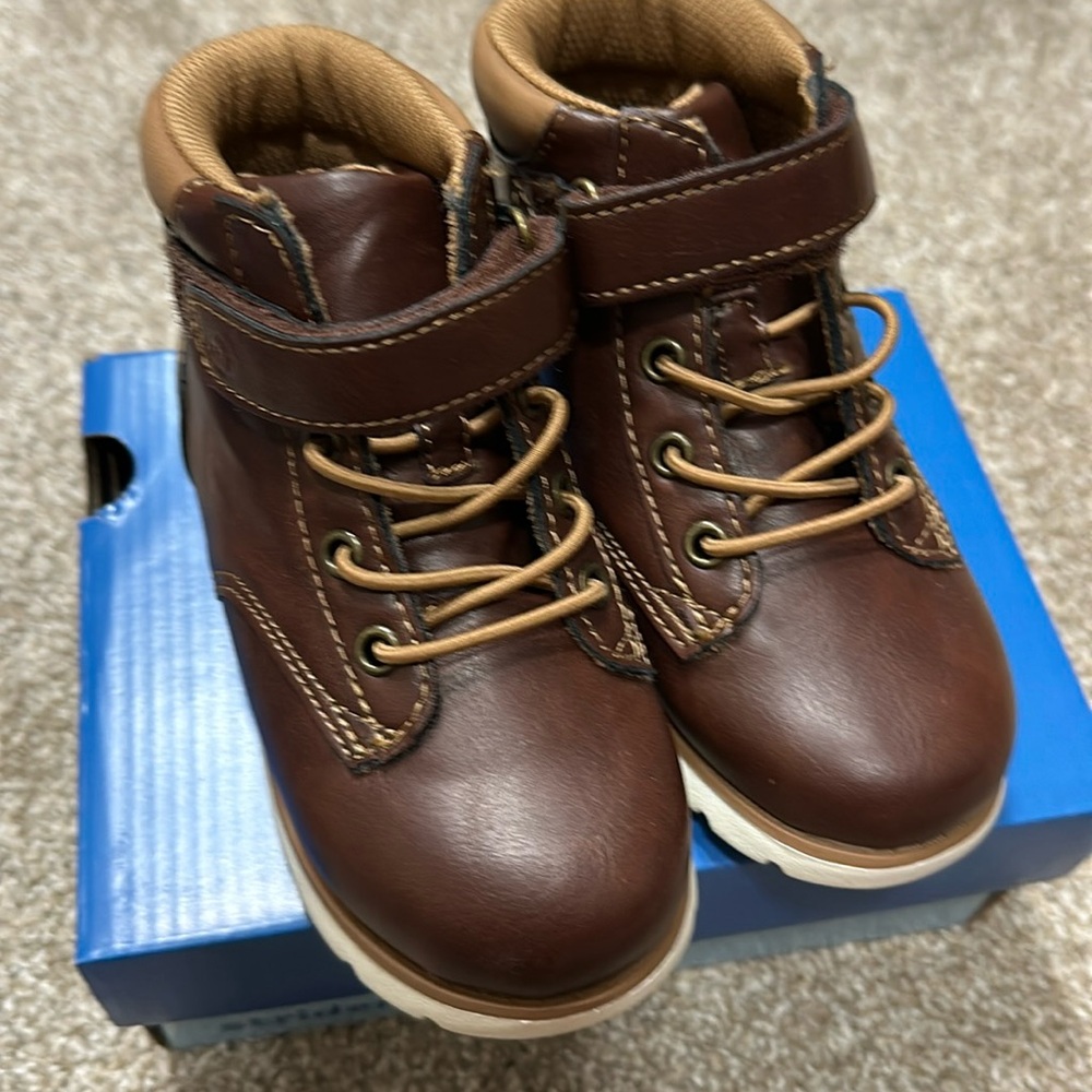 Brand new stride rite boots